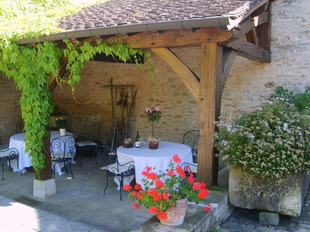 ホテル Le Hameau De Barboron サヴィニー・レ・ボーヌ エクステリア 写真